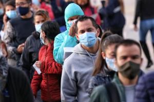 Sigue la tendencia a la baja de contagios diarios de coronavirus en Colombia