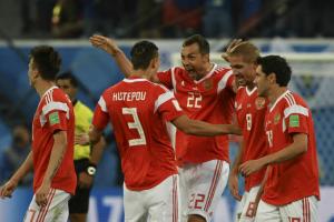 Presión en el "mundo fútbol" para excluir a Rusia de Qatar 2022
