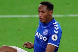 Yerry Mina sufre nueva lesión en Everton