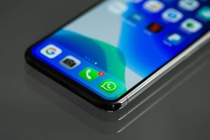 Teléfonos que se quedarán si WhatsApp