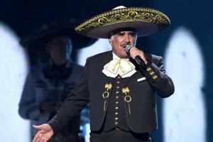 Juez detiene estreno de serie sobre astro mexicano Vicente Fernández