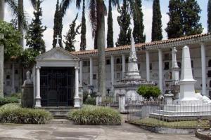 Condenado a 22 años de cárcel a criminal que mató a su víctima en un cementerio