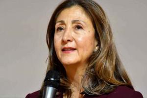 'Los colombianos no quieren votar ni por 'Fico' ni por Petro': Ingrid Betancourt al proponer "una alianza de centro"