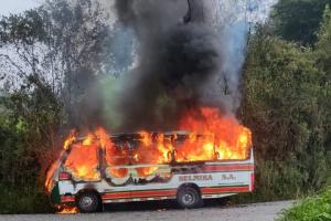 Quema de buses en Antioquia