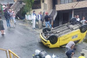 Accidente de tránsito en Robledo Aures, Medellín