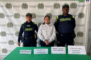 A la cárcel alias "La Mona", presunta responsable de secuestrar y torturar a un joven en la Comuna Trece de Medellín