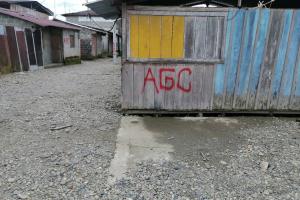 Combates entre el ELN y las Autodefensas obligaron al desplazamiento de toda una comunidad en zona rural del Medio San Juan-Chocó 