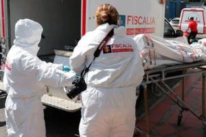 Con un bebé en un brazo y con unas tijeras en otro, sorprendieron al asesino de una mujer en Medellín 