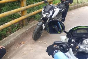 La policía está protegiendo a la agente de tránsito agredida días después de haber denunciado un presunto caso de acoso sexual