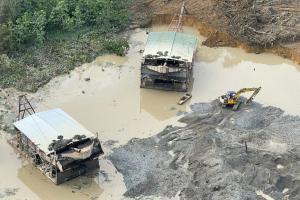 Operación contra minería ilegal en Chocó, debilitó finanzas del Clan del Golfo 