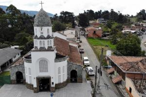 Iglesia corregimiento San Felix, en Bello