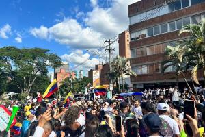 Votaciones de Venezolanos en Medellín 