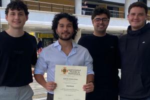 Barcelona exalta a jóvenes arquitectos paisas.