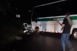 Accidente de tránsito en la vía Medellín - Bogotá 