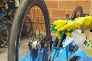 Bicicletas de EnCicla fueron lavadas y restauradas 