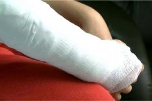 Se recupera niño herido en Medellín 