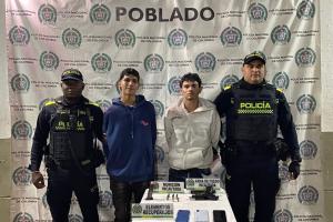 Secuestradores de pasajeras de un taxi en Medellín 