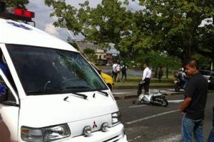 Motociclista entre la vida y la muerte tras aparatosa colisión con un furgón en La Ceja