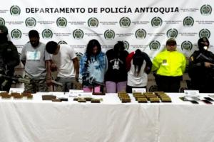 Cinco judicializados por arsenal en Barbosa: Armas están vinculadas a un grupo criminal de Antioquia 