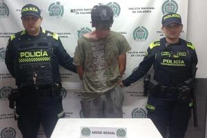 Turba enardecida atacó a golpes a señalado abusador sexual de una menor en Medellín