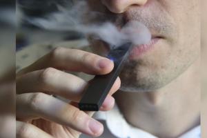 Cigarrillos electrónicos | Vapeadores | Fumadores | Colegios | Menores | Octubre 2018