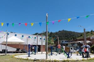 Feria de Servicios para población migrante en El Santuario, Antioquia