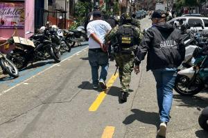 Caen integrantes de 'La Terraza': Exigían $20 millones mensuales a empresario en Medellín 