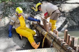 Con la atención de 99 puntos críticos en cauces de quebradas, Medellín se prepara para la temporada de lluvias