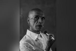 Encontraron a reconocida integrante de la comunidad LGBTIQ+ con múltiples puñaladas en un apartamento de Caldas, Antioquia 