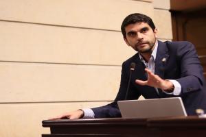 Representante a la Cámara por Antioquia aseguró que la reducción del presupuesto Nacional impactará las políticas de generación de empleo en el departamento. 