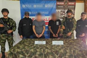 Alias “Vladimir” y “Kike” dupla de "Los Caparros" señalada de ocho homicidios en el Bajo Cauca este año