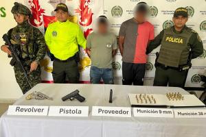Cayeron los asesinos de un líder social y una mujer en Antioquia: alias "Pito Juan" y "El Viejo", integrantes del Clan del Golfo en El Bagre 