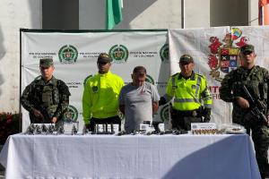 Encontraron arsenal de guerra en camioneta del Clan del Golfo por las vías del Urabá
