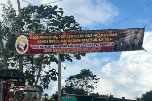 Letrero de Navidad por guerrilleros en Antioquia 
