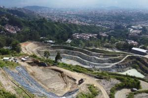 Escombrera en Medellín 
