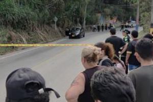 Violencia en Girardota: Mataron a balazos a un hombre dentro de un vehículo
