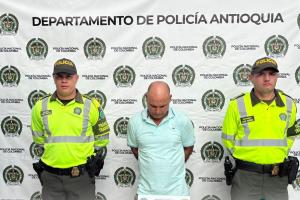 Conductor de moto en aparente estado de embriaguez provocó la muerte de su acompañante en la vía Medellín-Bogotá 