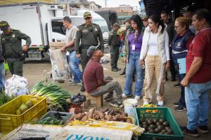 Operativo Integral en el sector La Galería: Rionegro Refuerza la Seguridad y el Orden Público 