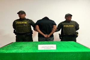 Policía captura a sujeto solicitado por Interpol por tráfico de armas