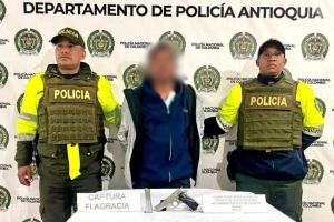 Capturaron a un hombre armado que amenazaba a personas en Rionegro