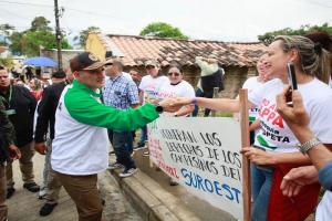 Gobernador de Antioquia denunció que el Gobierno hizo una encerrona para socializar el decreto sobre uso del suelo. Alcaldes del suroeste aseguran que llevaron a la minga indígena para apoyar la propuesta.