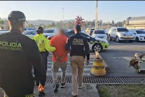 Panameño con circular roja fue capturado en Rionegro: Acusado de lavar dinero para el narcotráfico usando criptomonedas 