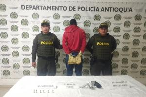 Cayó sicario de 29 años señalado de matar a un hombre en Caucasia y extorsionar a comerciantes