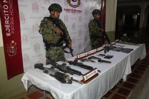 Tres miembros del Clan del Golfo murieron en combates con el Ejército; uno de los cuerpos es buscado en el río Nechí 