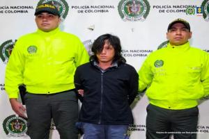 A prisión "El Enano" acusado de matar a un policía en medio de fuga de presos en Medellín 
