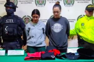 Mujeres acusadas de vandalizar estación de Metroplús en Medellín enfrentan cargos por terrorismo 