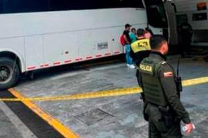 Mecánico murió aplastado por bus mientras lo reparaba en Rionegro 