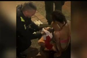  Policías que atendieron un parto a una habitante de calle  I