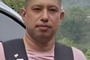 Escolta de líder minero 