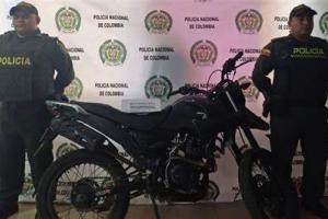 Formulan cargos contra inspector de policía por uso personal de moto incautada en Santa Fe de Antioquia